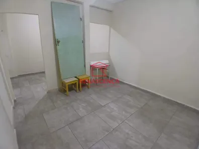 Sala Comercial para alugar, 10m² no Bangu, Rio de Janeiro