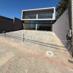 Galpão/Depósito/Armazém para alugar, 348m² no Vila Siam, Londrina