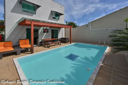 Sobrado com 3 Quartos à venda, 210m² no Bal Stella Maris, Peruíbe