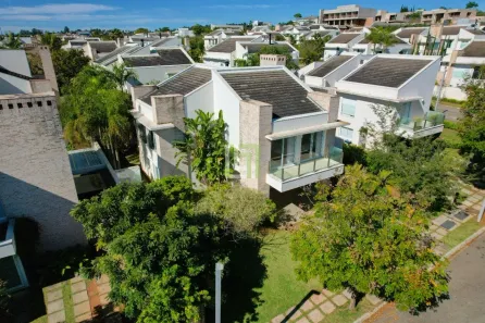 Casa de Condomínio com 3 Quartos à venda, 263m² no Cidade Santos Dumont, Jundiaí