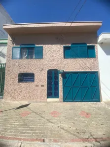 Sobrado com 2 Quartos para alugar, 200m² no Vila Industrial, Campinas