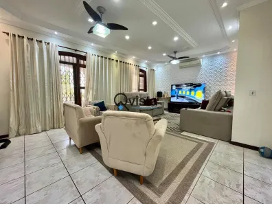 Casa com 4 Quartos à venda, 239m² no Enseada, Guarujá