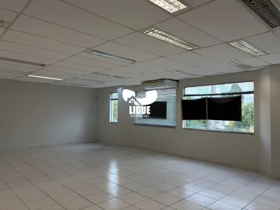 Sala Comercial para alugar, 210m² no Jardim do Estádio, Santo André