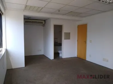 Sala Comercial para alugar, 31m² no Alphaville Industrial, Barueri