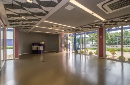 Prédio Comercial para alugar, 350m² no Jardim Petrópolis, São Paulo