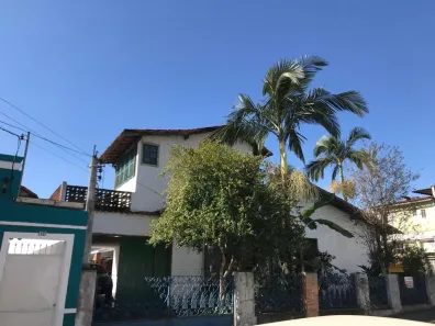 Casa com 5 Quartos à venda, 450m² no Centro, Resende