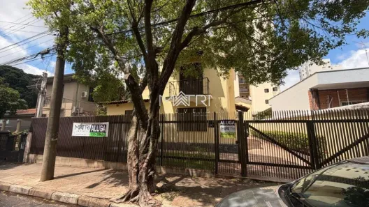 Sobrado com 4 Quartos para alugar, 346m² no Centro, Araraquara