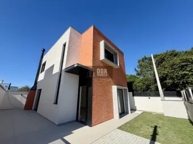 Casa com 3 Quartos à venda, 184m² no São João do Rio Vermelho, Florianópolis
