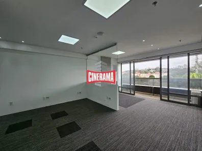 Sala Comercial à venda, 44m² no Cerâmica, São Caetano do Sul