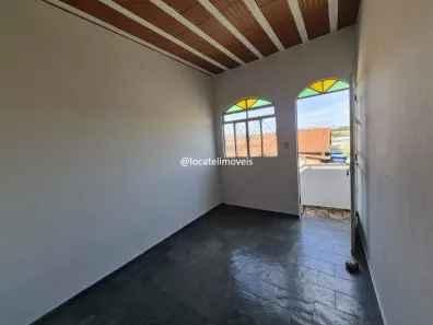Casa com 2 Quartos para alugar, 45m² no Cardoso (Barreiro), Belo Horizonte