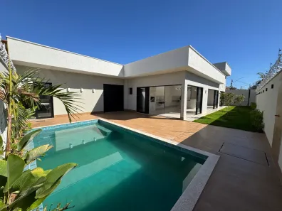 Casa com 3 Quartos à venda, 190m² no Jardim Atlântico, Goiânia