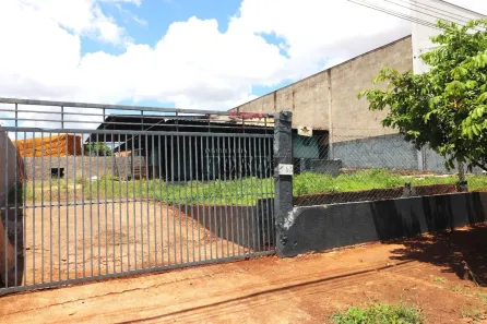 Imóvel Comercial à venda, 103m² no Coliseu, Londrina