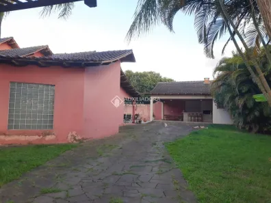 Casa com 3 Quartos para alugar, 249m² no Vila Vista Alegre, Cachoeirinha
