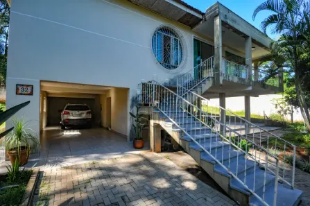 Casa com 3 Quartos à venda, 175m² no Centro, Foz do Iguaçu