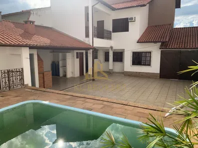 Casa com 4 Quartos à venda, 240m² no Jardim Amália, Volta Redonda