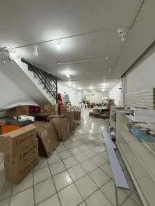 Ponto Comercial para alugar, 200m² no Centro, Macaé