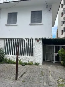 Sobrado com 3 Quartos à venda, 170m² no Boqueirão, Santos