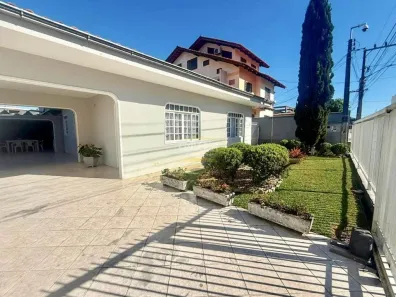 Casa com 3 Quartos à venda, 144m² no Floresta, Joinville