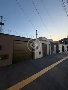 Casa com 2 Quartos à venda, 120m² no Jardim Marques de Abreu, Goiânia