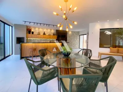 Casa com 5 Quartos à venda, 320m² no Capim Macio, Natal