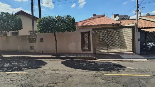 Casa com 3 Quartos à venda, 166m² no Vila Larsen 1, Londrina