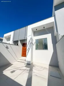 Casa com 2 Quartos à venda, 75m² no Lagoa, Macaé