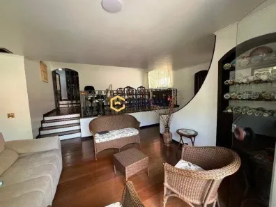 Casa com 3 Quartos à venda, 219m² no Alto de Pinheiros, São Paulo