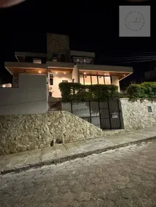 Casa com 4 Quartos à venda, 309m² no João Paulo, Florianópolis