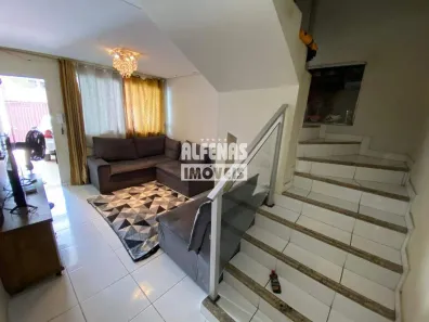 Casa com 3 Quartos à venda, 100m² no Oitis, Contagem