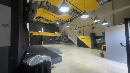 Galpão/Depósito/Armazém para alugar, 300m² no Parque dos Cocais, Valinhos