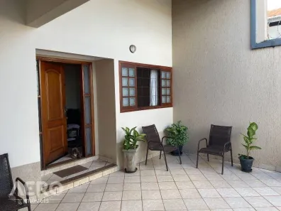 Casa com 3 Quartos à venda, 161m² no Vila Quaggio, Bauru