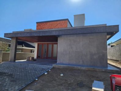 Casa de Condomínio com 4 Quartos à venda, 392m² no Cachoeira do Bom Jesus, Florianópolis