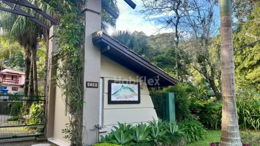Apartamento com 2 Quartos à venda, 75m² no Lagoa da Conceição, Florianópolis