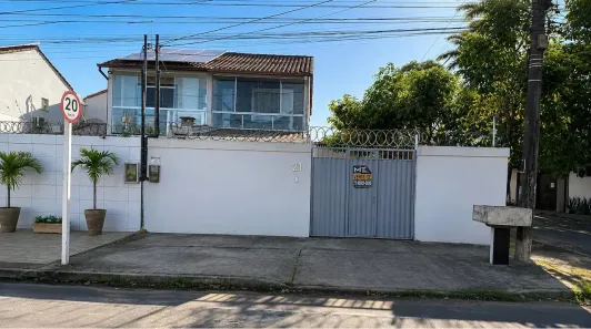 Casa com 2 Quartos à venda, 200m² no São Francisco, Serra
