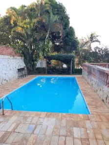 Fazenda/Sítio com 3 Quartos à venda, 200m² no Jardim Estância Brasil, Atibaia