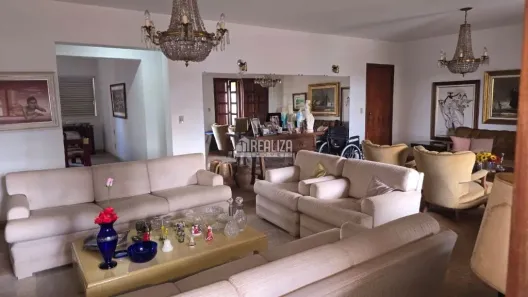 Apartamento com 3 Quartos à venda, 208m² no Centro, Uberaba