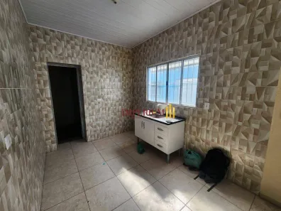 Casa com 3 Quartos para alugar, 180m² no Vila Maria Baixa, São Paulo