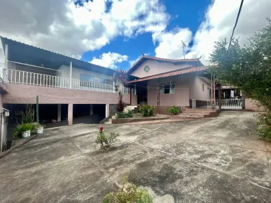 Casa com 2 Quartos à venda, 208m² no Milionários (Barreiro), Belo Horizonte