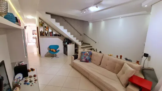 Sobrado com 3 Quartos à venda, 150m² no Jardim Leocádia, Sorocaba