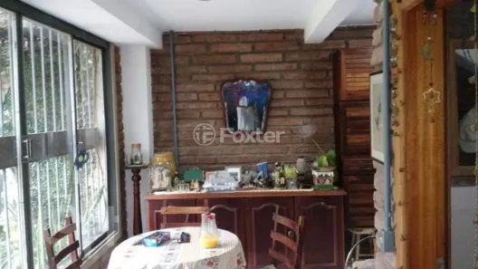 Casa com 2 Quartos à venda, 100m² no Vila Nova, Porto Alegre