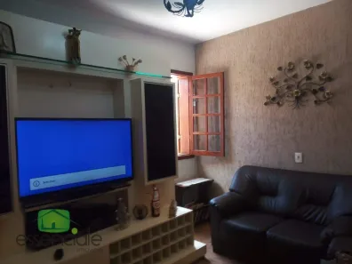 Casa com 4 Quartos para alugar, 360m² no Flamengo, Contagem