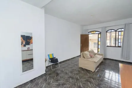 Casa com 3 Quartos à venda, 100m² no Santa Cruz Industrial, Contagem