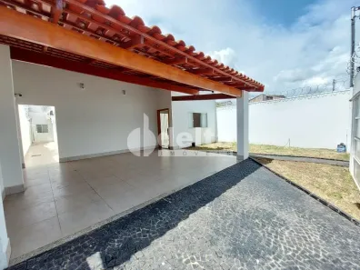 Casa com 3 Quartos à venda, 250m² no Jardim Europa, Uberlândia