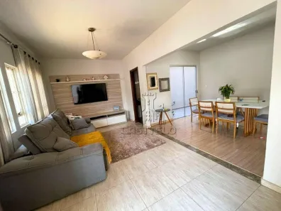 Casa com 3 Quartos à venda, 215m² no San Fernando, Londrina