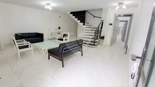 Sobrado com 5 Quartos à venda, 240m² no Sumaré, São Paulo