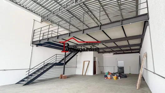 Ponto Comercial para alugar, 350m² no Campestre, Santo André