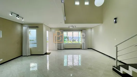 Casa de Condomínio com 3 Quartos à venda, 332m² no Condomínio Residencial Fogaça, Jacareí