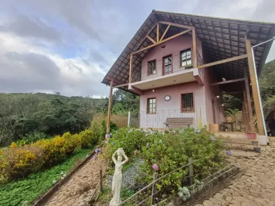 Casa de Condomínio com 3 Quartos à venda, 217m² no Acuruí, Itabirito