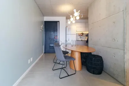 Apartamento com 2 Quartos para alugar, 70m² no Jardim das Acácias, São Paulo