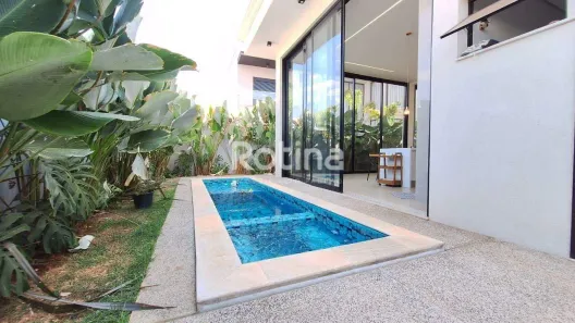 Casa de Condomínio com 4 Quartos à venda, 280m² no Granja Marileusa, Uberlândia
